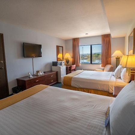 Clover Island Inn Kennewick Dış mekan fotoğraf