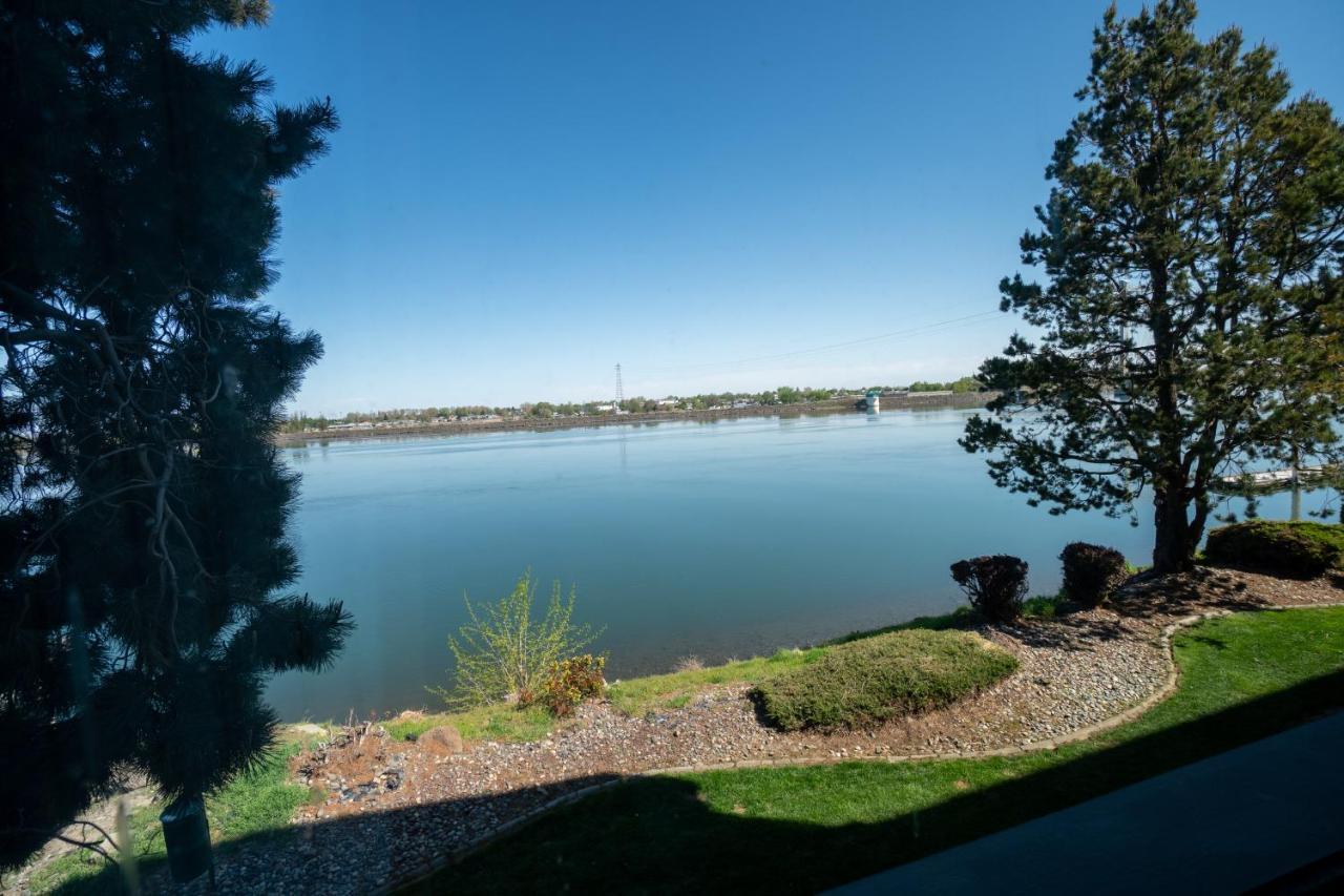 Clover Island Inn Kennewick Dış mekan fotoğraf