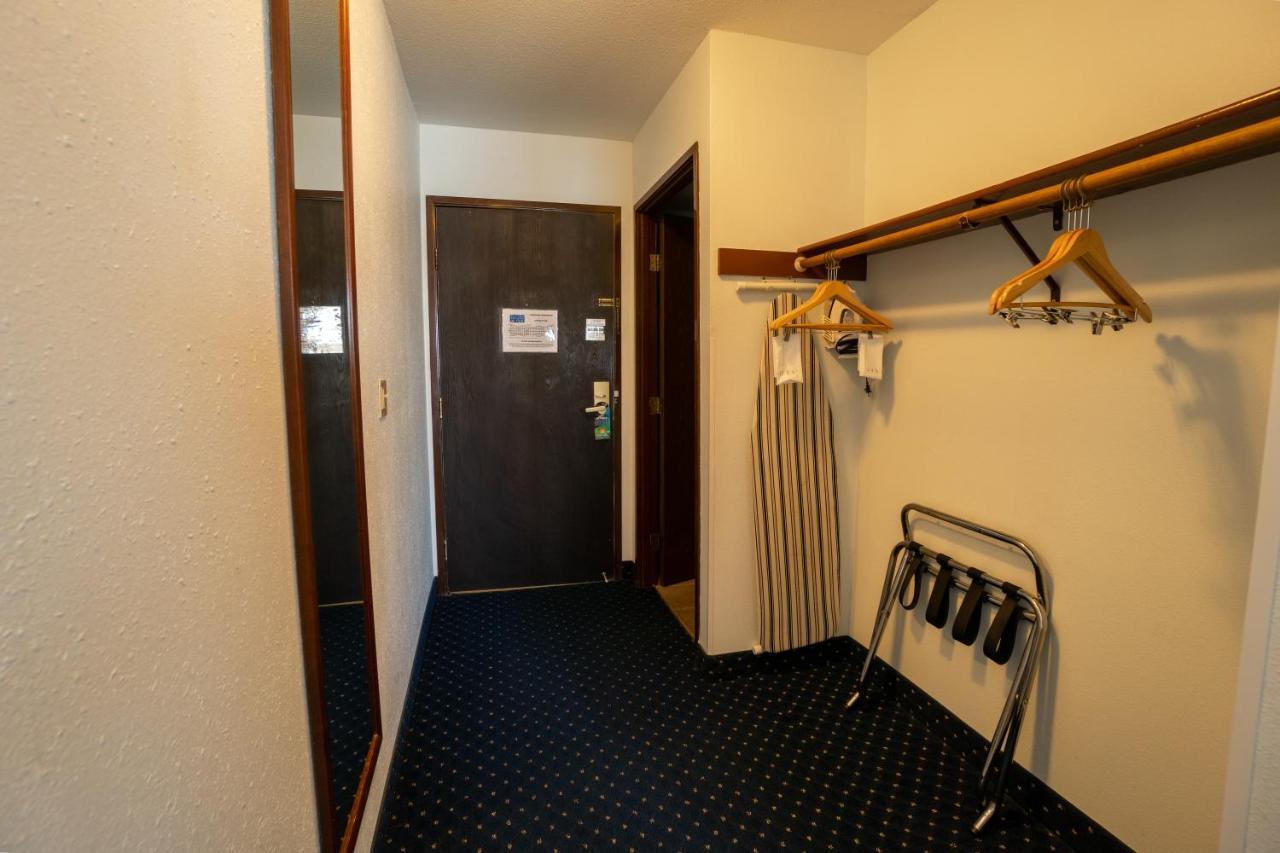 Clover Island Inn Kennewick Dış mekan fotoğraf