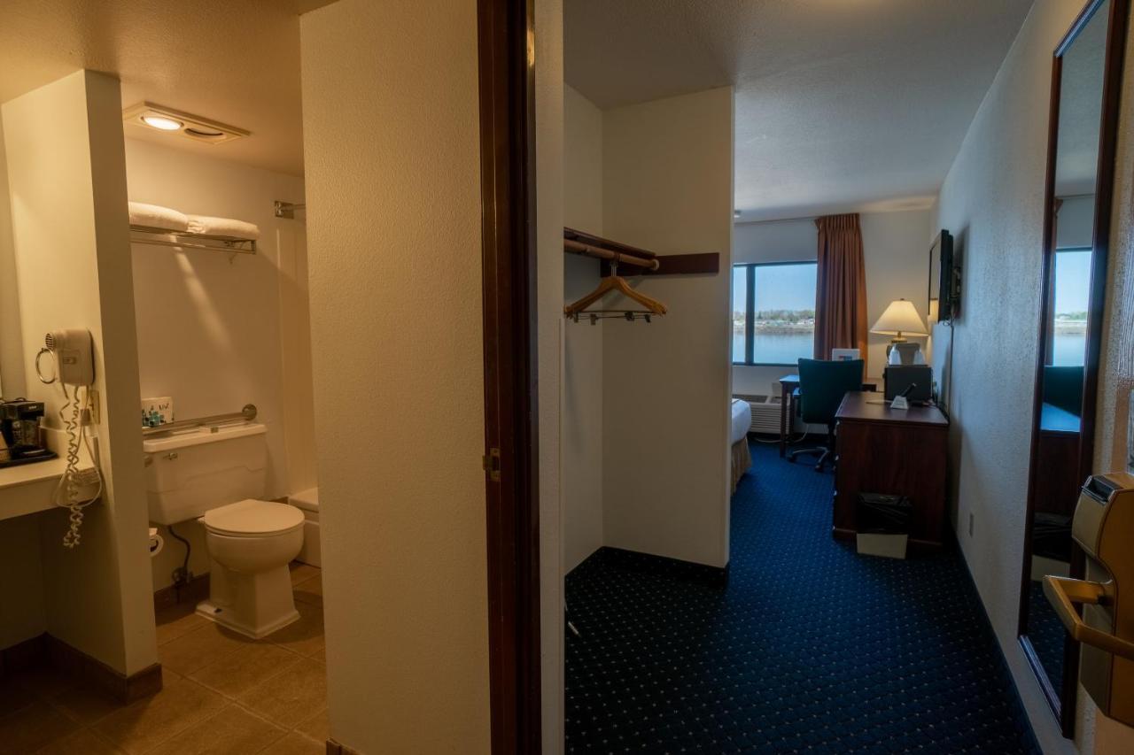 Clover Island Inn Kennewick Dış mekan fotoğraf