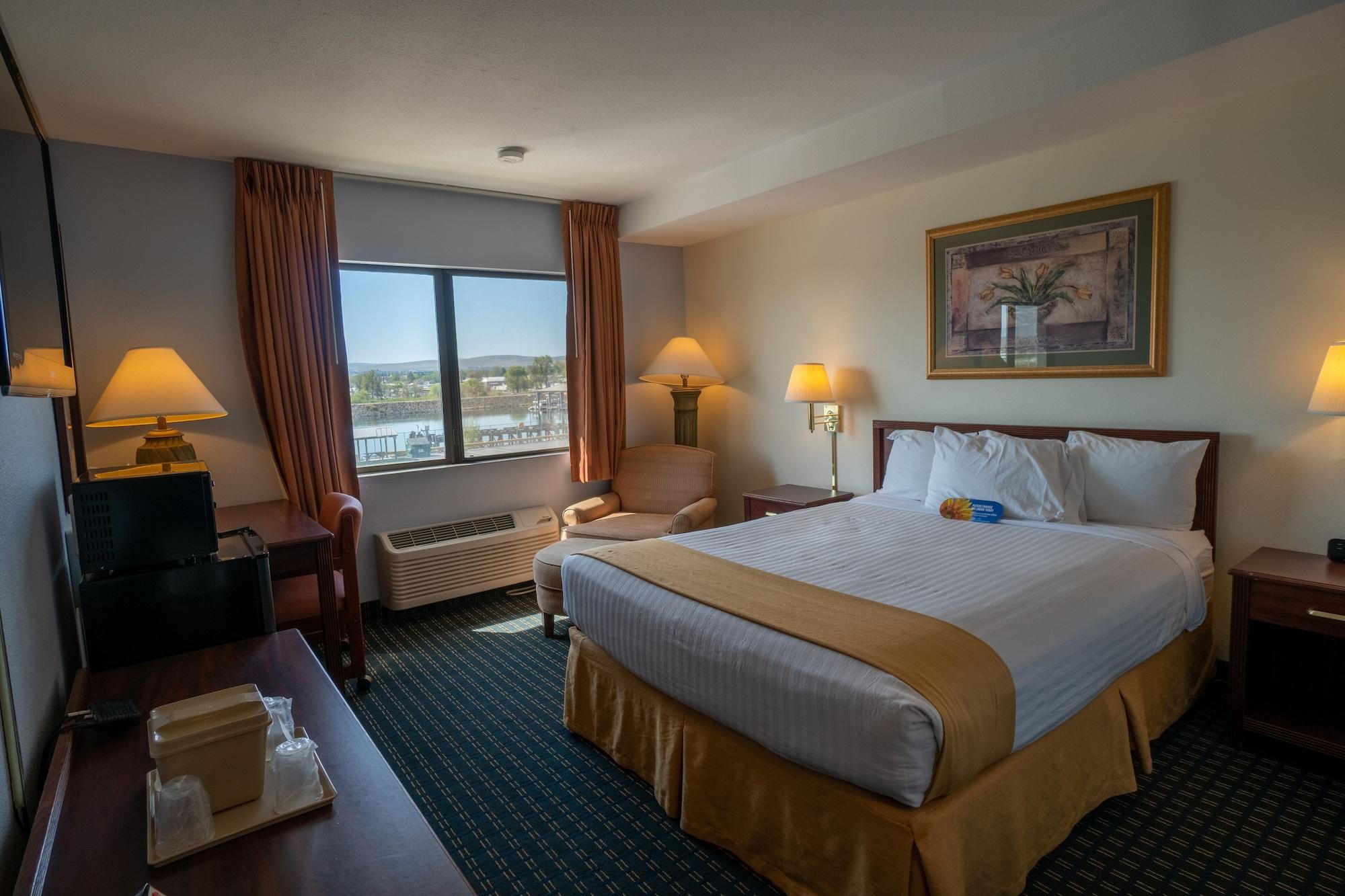 Clover Island Inn Kennewick Dış mekan fotoğraf