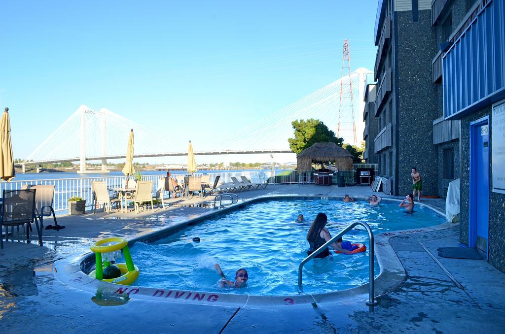 Clover Island Inn Kennewick Dış mekan fotoğraf
