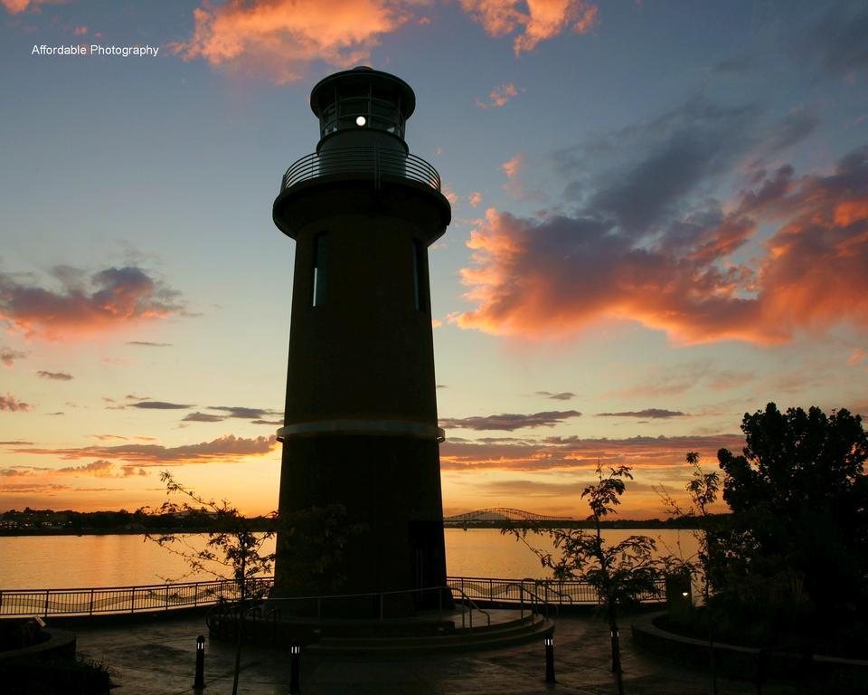 Clover Island Inn Kennewick Dış mekan fotoğraf